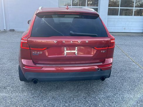Used 2018 Volvo XC60 T5 Momentum w/ Convenience Package image 6