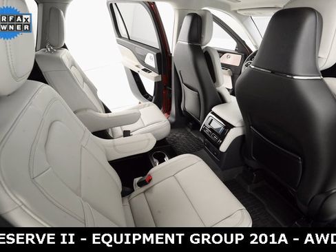 Used 2025 Lincoln Aviator Reserve w/ Equipment Group 201A image 12