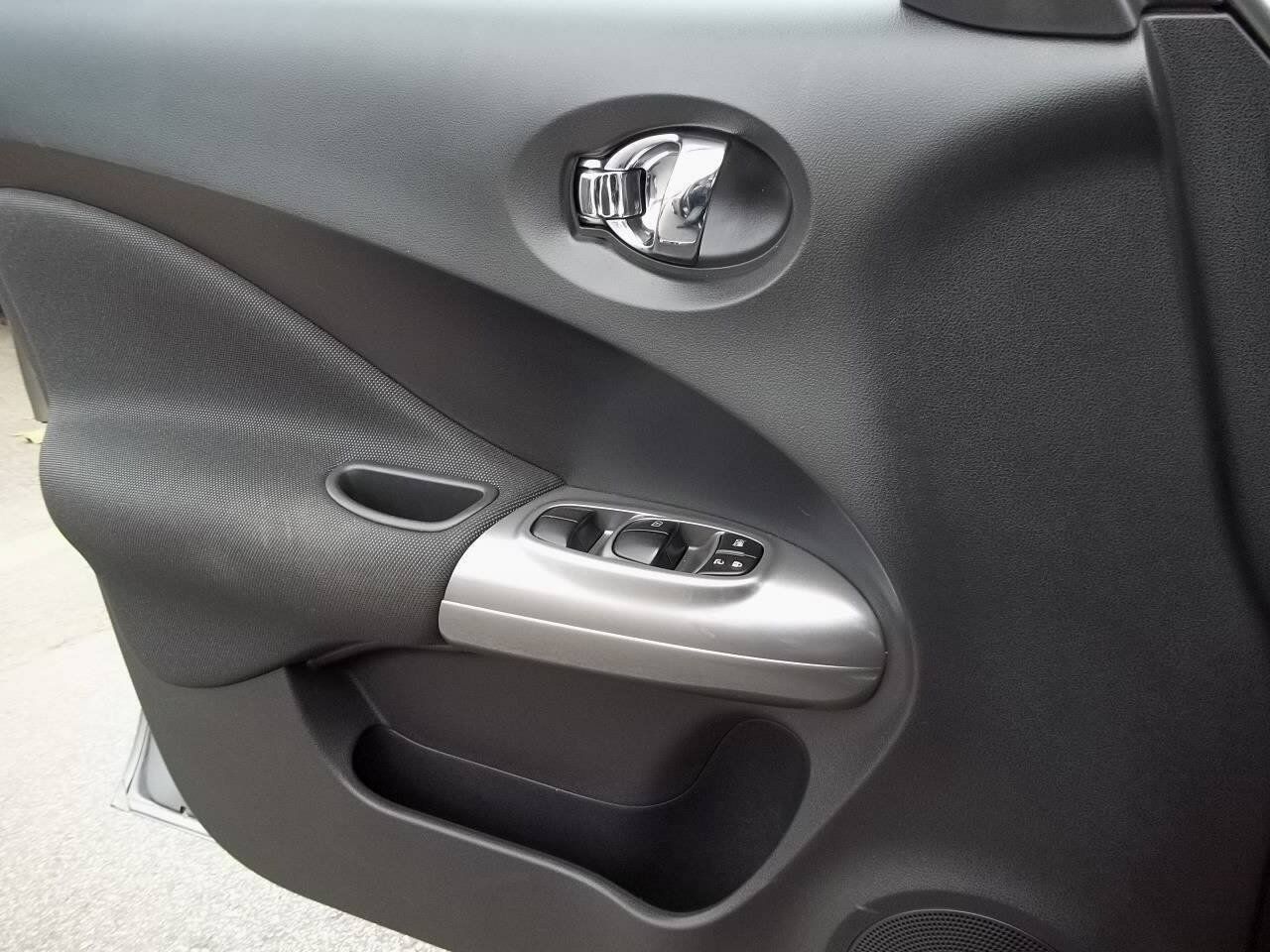 Used 2012 Nissan Juke SL AWD/4WD image 14