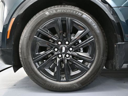 Used 2024 Cadillac Lyriq Luxury image 17