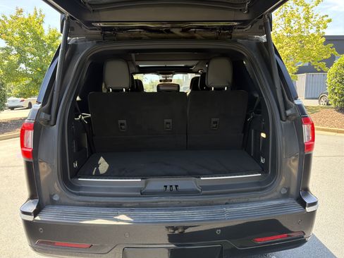Used 2020 Lincoln Navigator Reserve w/ Luxury Package AWD/4WD image 49