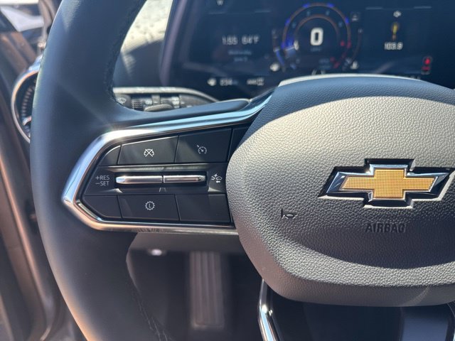 Used 2026 Chevrolet Equinox LT AWD/4WD image 13