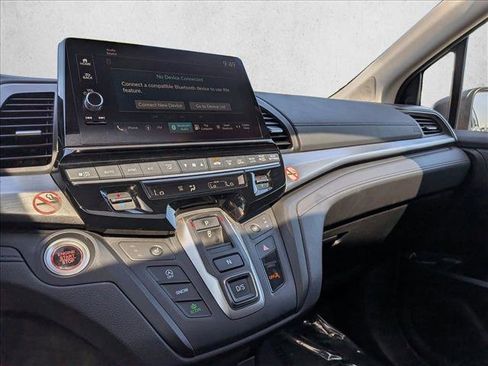 Used 2025 Honda Odyssey EX-L image 13