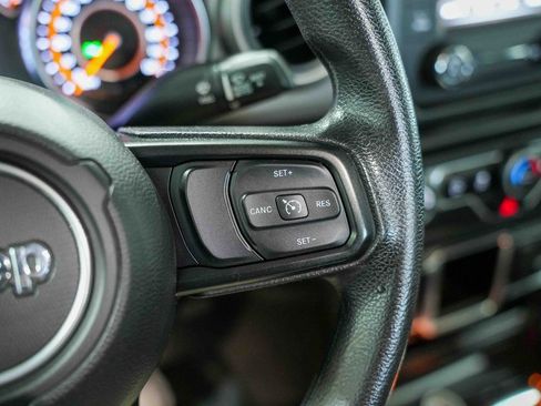 Used 2020 Jeep Gladiator Sport w/ Trailer Tow Package image 23