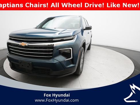 Used 2025 Chevrolet Traverse LT image 34