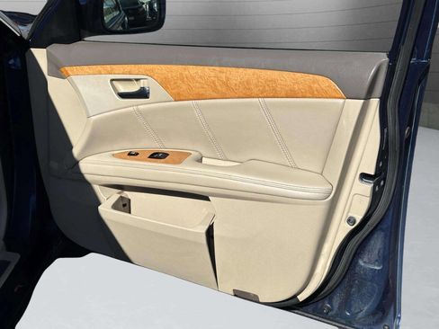 Used 2006 Toyota Avalon Limited image 29
