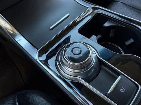 Used 2019 Ford Edge Titanium w/ Equipment Group 301A image 20