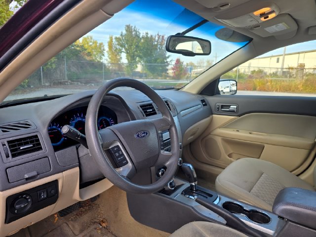 Used 2011 Ford Fusion SE w/ 202A Rapid Spec Order Code FWD image 11