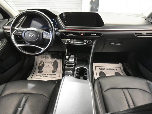 Used 2020 Hyundai Sonata Limited w/ Preferred Accessory Package FWD image 24