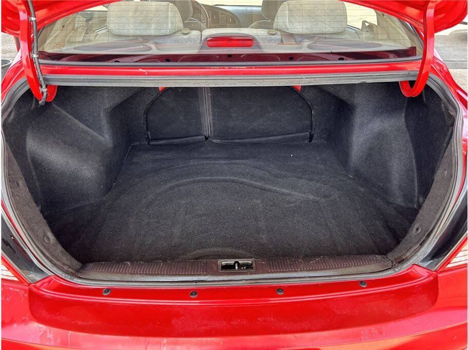 Used 2005 Hyundai Elantra GLS FWD image 15