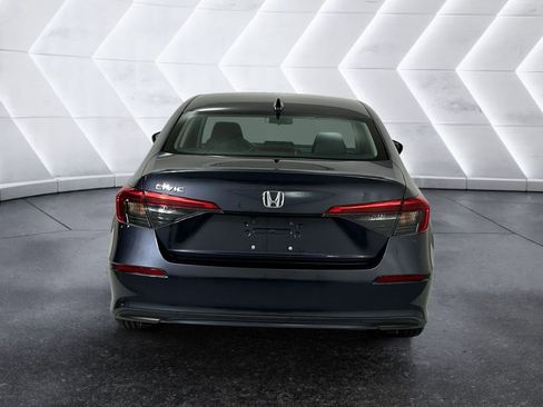 Used 2023 Honda Civic EX image 5