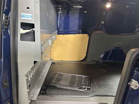 Used 2020 Ford Transit Connect XL FWD image 23