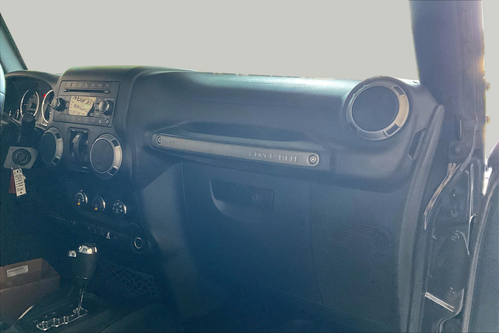 Used 2017 Jeep Wrangler Sport AWD/4WD image 19
