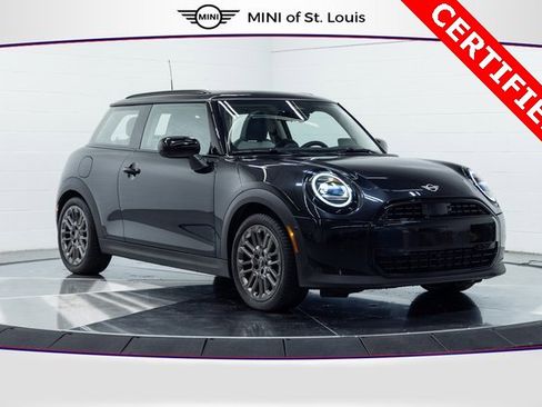 Certified 2025 MINI Cooper 2-Door Hardtop image 1