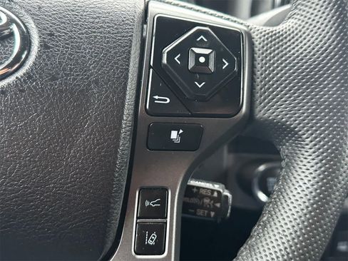 Used 2021 Toyota Tacoma TRD Off-Road w/ TRD Premium Off Road Package image 25