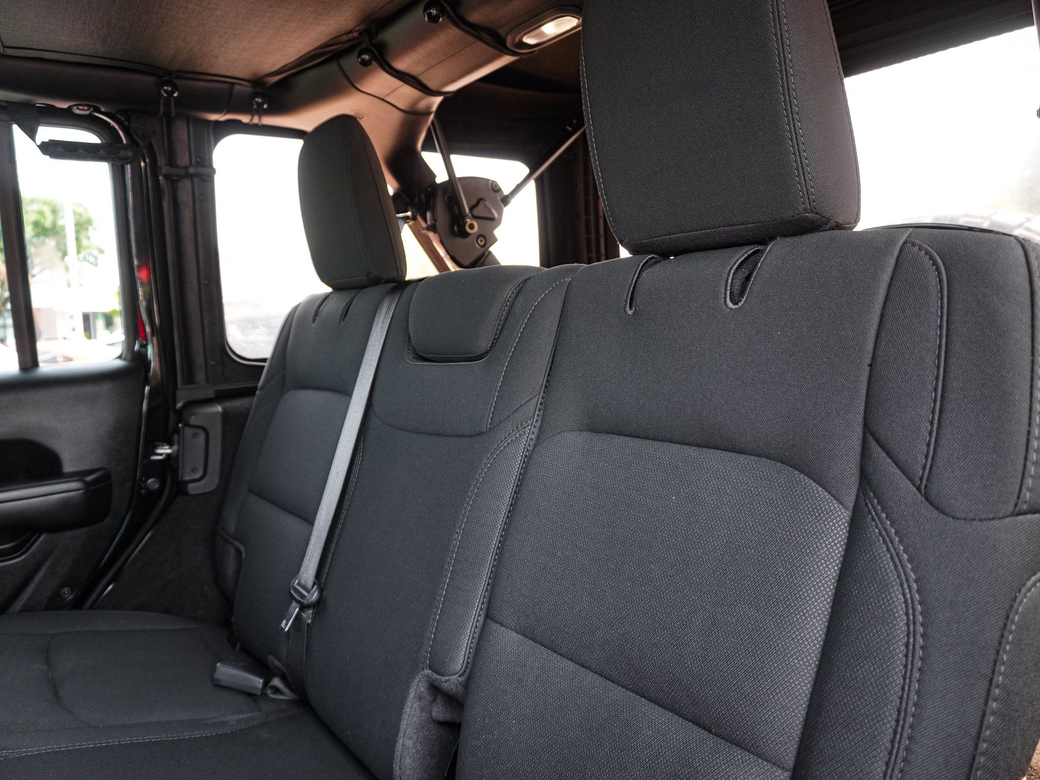 Used 2021 Jeep Wrangler Unlimited Sport AWD/4WD image 28
