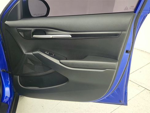 Used 2023 Kia Seltos LX image 32