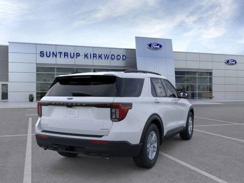 New 2026 Ford Explorer Active image 10