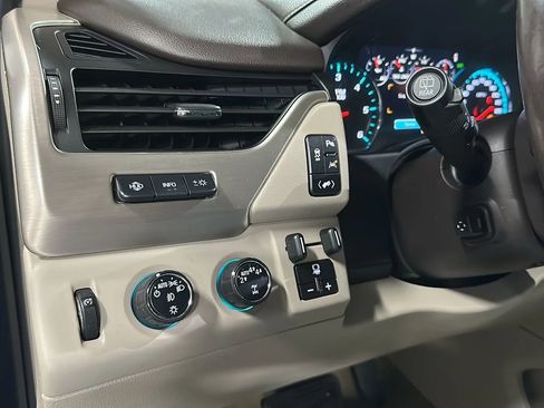 Used 2017 GMC Yukon XL Denali w/ Open Road Package image 35