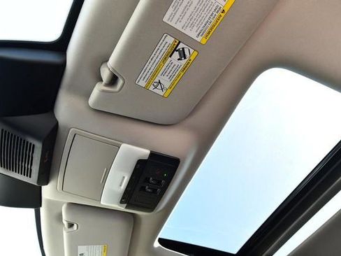 New 2026 Nissan Pathfinder Platinum image 27