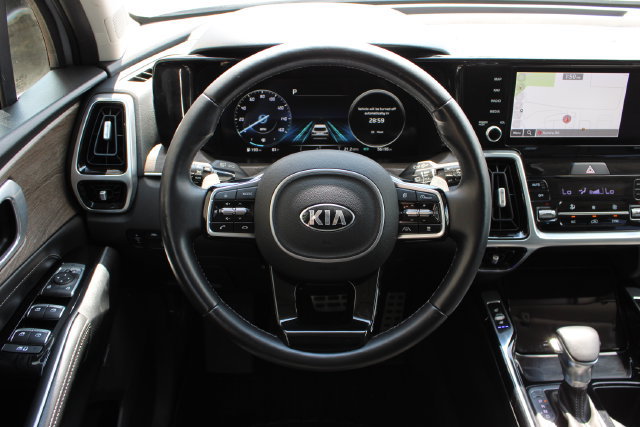 Used 2021 Kia Sorento SX Prestige AWD/4WD image 18