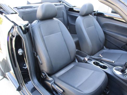 Used 2013 Volkswagen Beetle 2.5 FWD image 66