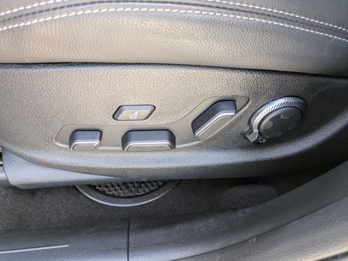 Certified 2024 Genesis GV70 2.5T w/ Sport Prestige Package AWD/4WD image 19