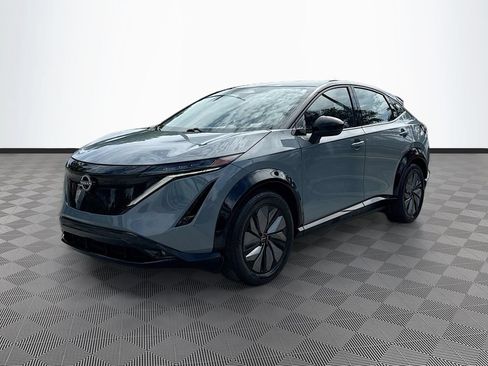 Used 2024 Nissan Ariya AWD image 3