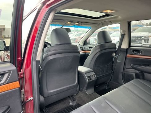 Used 2014 Subaru Outback 2.5i Limited w/ Moonroof Package image 23