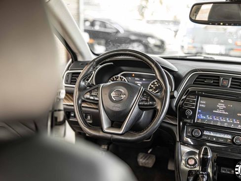 Used 2016 Nissan Maxima Platinum image 34