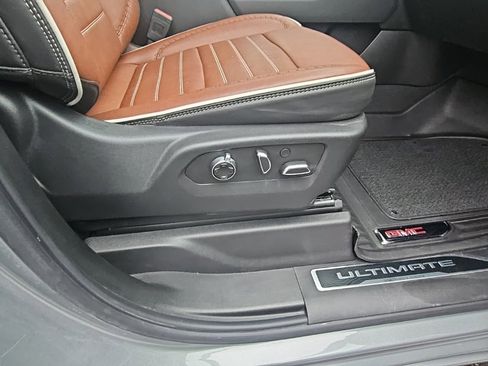 Used 2025 GMC Sierra 1500 Denali Ultimate image 24