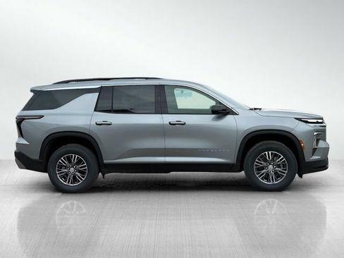 New 2026 Chevrolet Traverse LT w/ Driver Confidence Package image 4