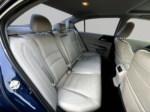 Used 2015 Honda Accord EX-L image 25