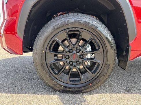 Used 2026 Toyota Tundra Limited w/ TRD Off-Road Package AWD/4WD image 5