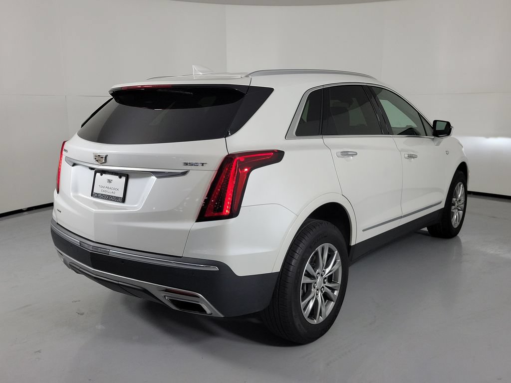 Certified 2023 Cadillac XT5 Premium Luxury AWD/4WD image 3
