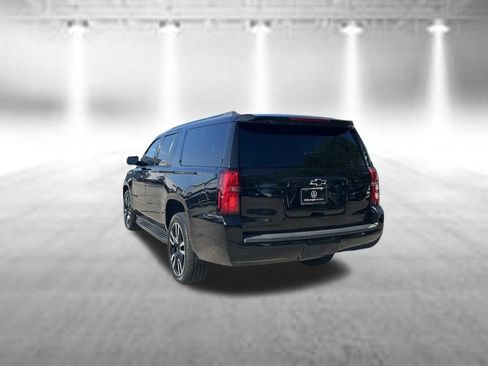 Used 2019 Chevrolet Suburban Premier w/ RST Edition RWD image 3