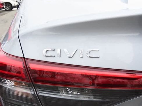 Used 2023 Honda Civic Sport image 7