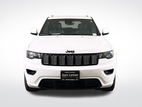 Used 2021 Jeep Grand Cherokee Laredo X image 2