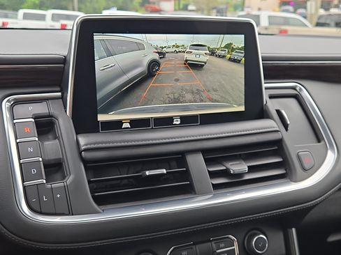 Used 2021 Chevrolet Tahoe LT w/ Rear Media and Nav Package RWD image 29