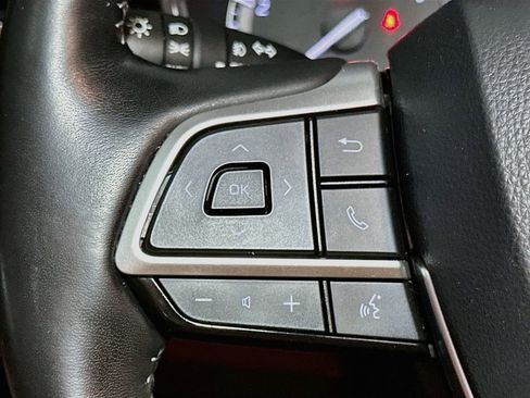 Used 2022 Toyota Highlander Platinum AWD/4WD image 32