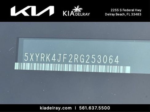 Certified 2024 Kia Sorento SX FWD image 10