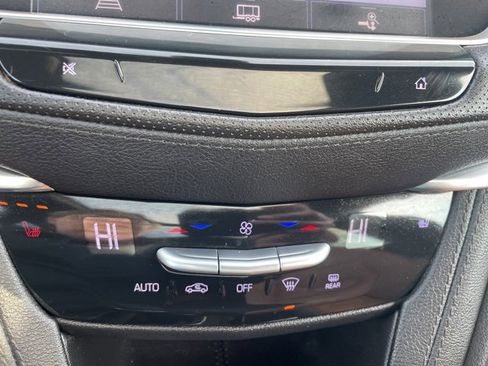 Used 2022 Cadillac XT5 Premium Luxury image 26