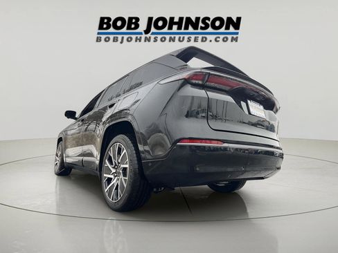 Used 2025 Jeep Wagoneer S Limited image 5