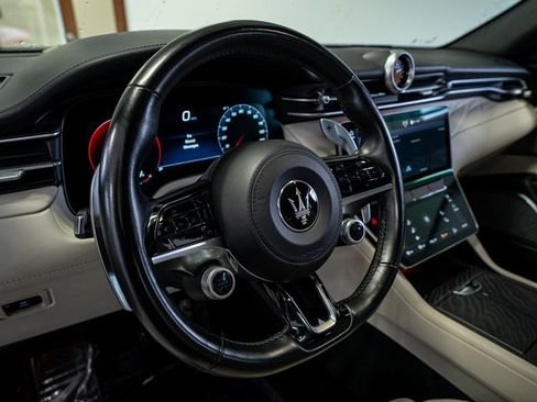 Used 2023 Maserati Grecale Modena image 30