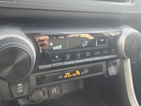 Used 2024 Toyota RAV4 LE image 13