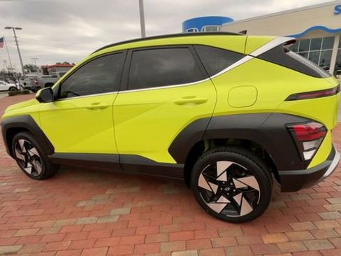 Used 2024 Hyundai Kona Limited image 7