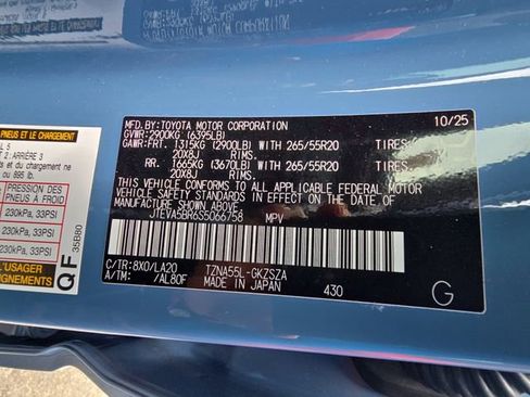 Used 2025 Toyota 4Runner Limited image 36