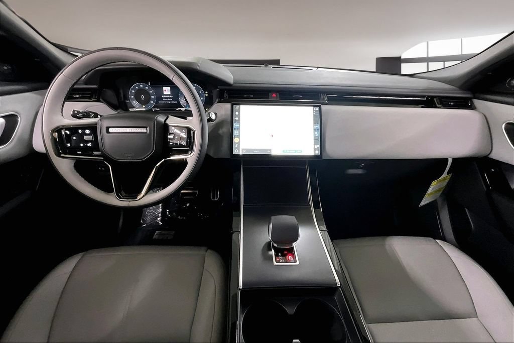 New 2026 Land Rover Range Rover Velar Dynamic SE AWD/4WD image 5