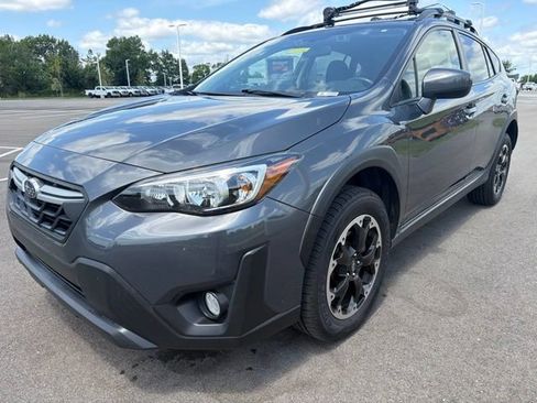 Used 2021 Subaru Crosstrek 2.0i Premium AWD/4WD image 2