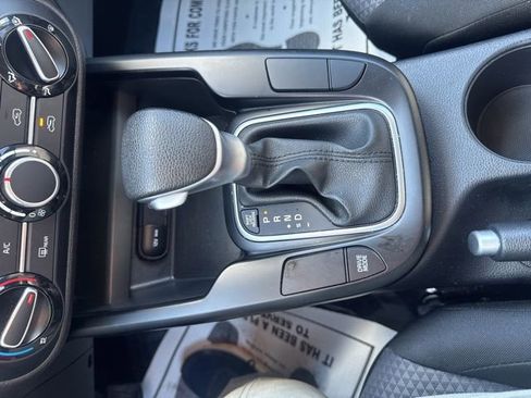 Used 2024 Kia Soul LX w/ Option Group 015 image 19